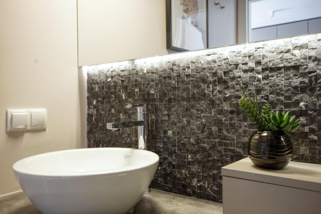 Wynalazek 2 By Homeprime Warsaw Ngoại thất bức ảnh